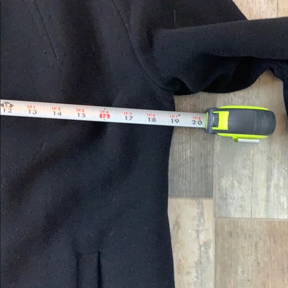 Tahari wool/Cashmere Coat, size 12 - Picture 7 of 12